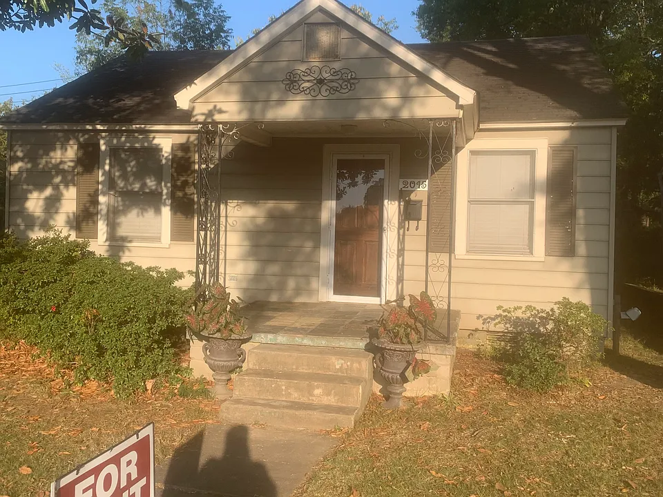 2015 N McKinley St