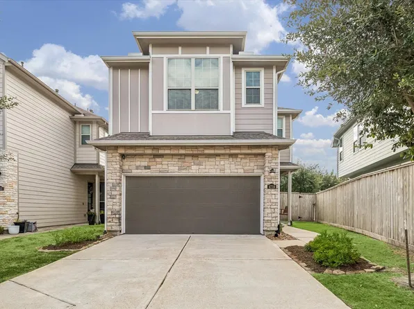 4719 Glen Isle Dr, Houston, TX 77009