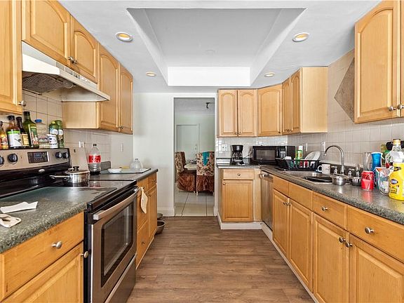 3rd image of 3578 NW 33rd Street