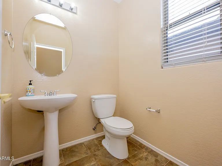 2023 W Shackleton Dr — Photo 32