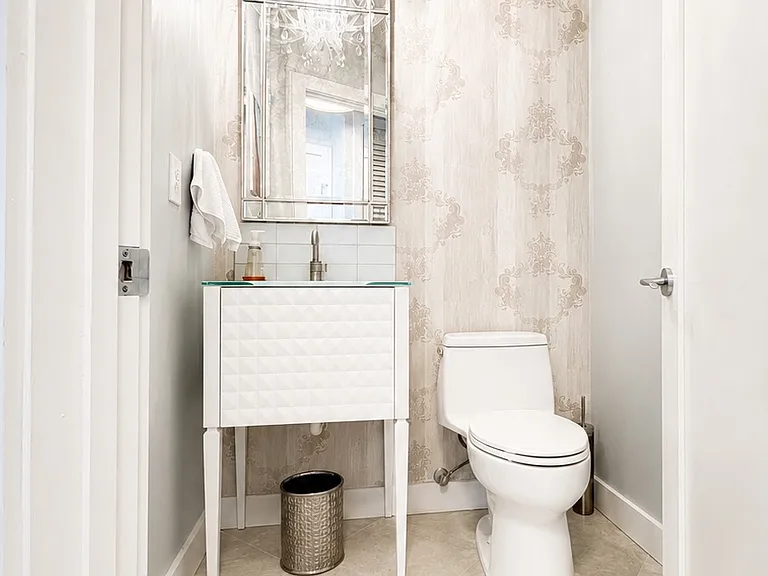 900 20th Ave S #1115 — Photo 10