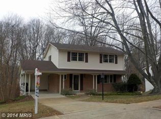 5070 Dequincey Dr, Fairfax, VA 22032