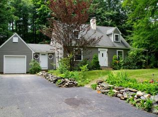 54 Sherburne Rd, Lee, NH 03861