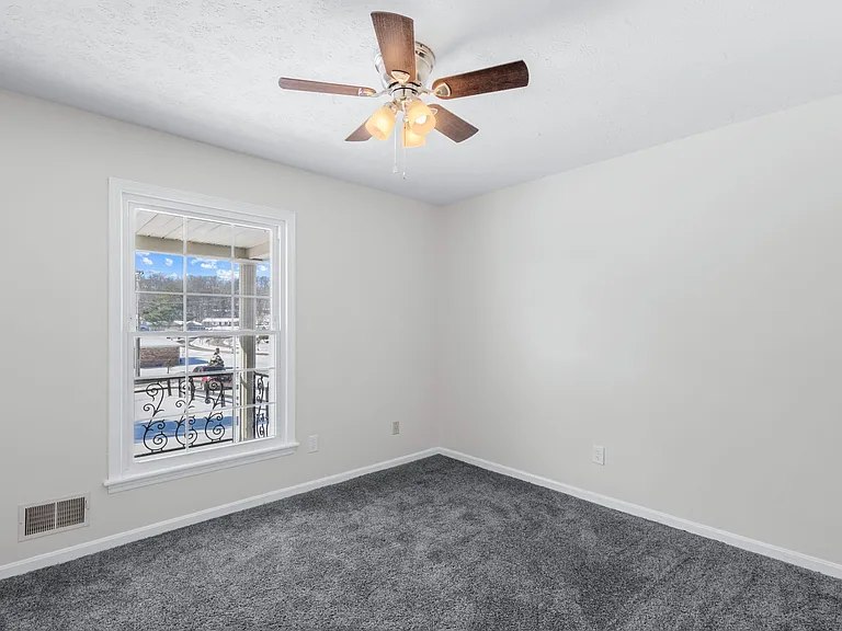 8199 Arnoldtown Rd — Photo 31