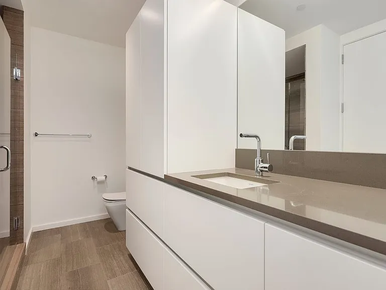 1075 NW Northrup St #420 — Photo 14