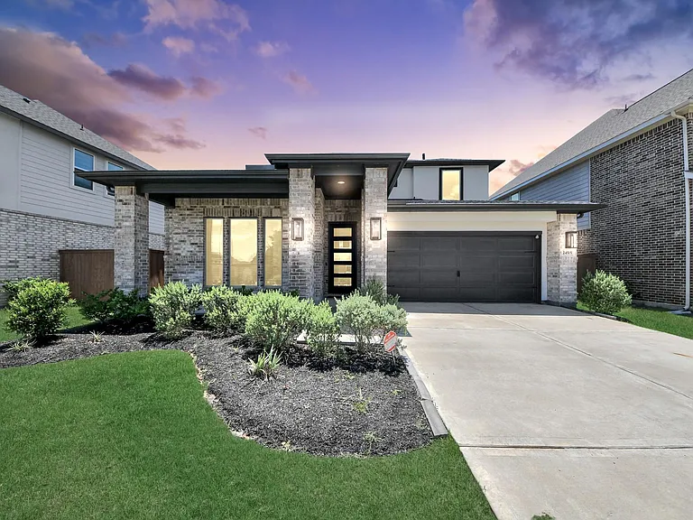 24515 Fluttering Dove Ln — Photo 1