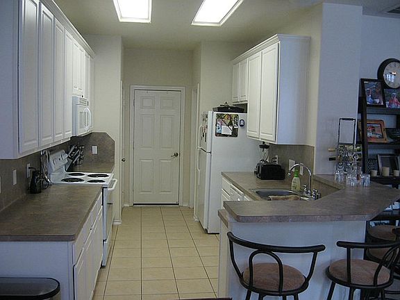 5th image of 17146 Oakwood Chase Dr