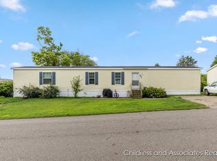 12811 Charles Dr, Wayland, MI 49348