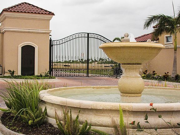 Bentley Estates fountain