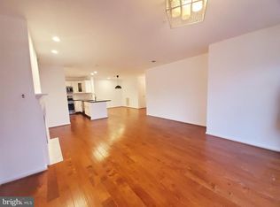 20400 Shore Harbour Dr #1A, Germantown, MD 20874