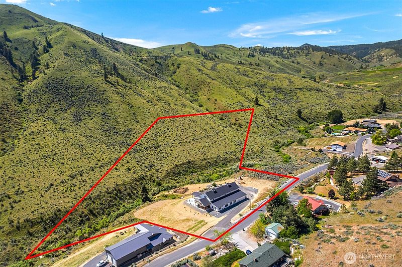 3rd image of 1541 Pitcher Canyon Road