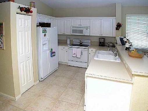 2nd image of 18895 SW 26th St