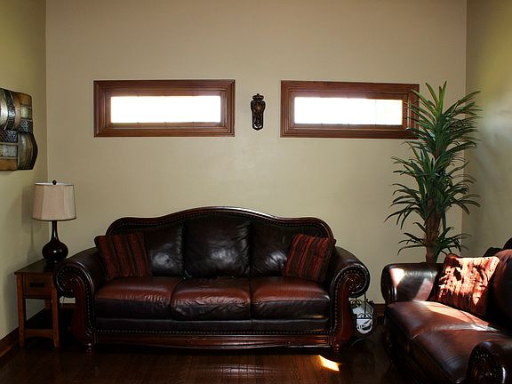 4th image of 6012 Pebble Creek Dr