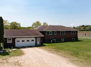 E4347 E Gate Dr, Waupaca, WI 54981