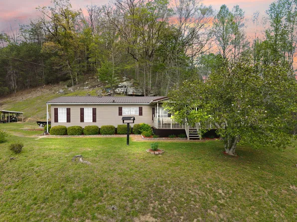 9969 Highway 581, Paintsville, KY 41240