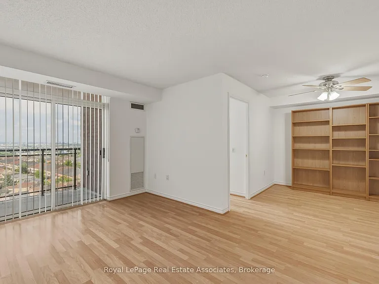55 Strathaven Dr #1202 — Photo 8