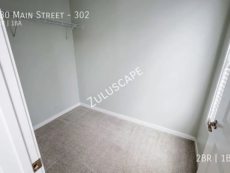 330 Main St #302 — Photo 5