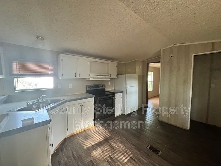 131 SW Socket Gln — Photo 7