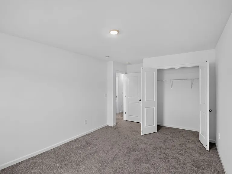 115 Holly Oak Ct — Photo 12