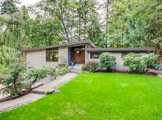 4120 SW Dogwood Ln, Portland, OR 97225