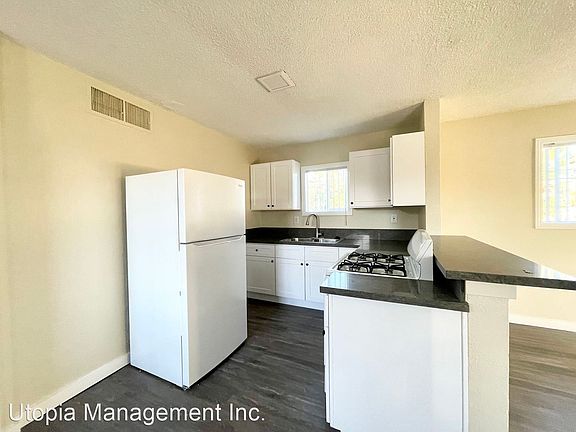 5th image of 45371 Park St #6