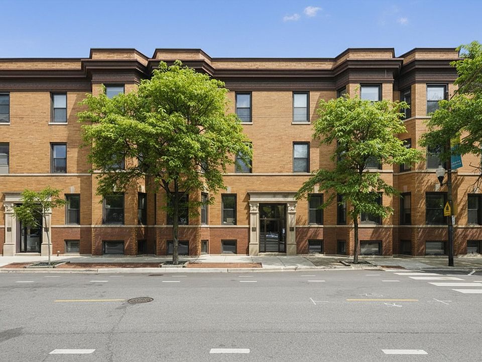 1st image of 1054 W Armitage Ave #A