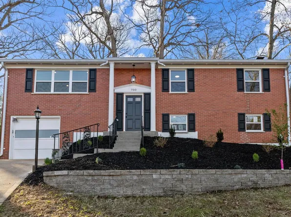 700 Brownbert Ct, Saint Louis, MO 63119