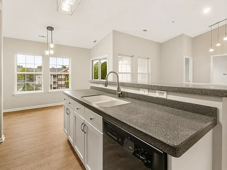 2400 Dominion Dr #3E — Photo 14