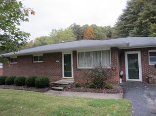 227 Main St, Daniels, WV 25832