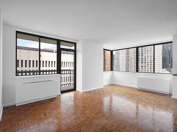 3rd image of 124 W 60th St APT 39M
