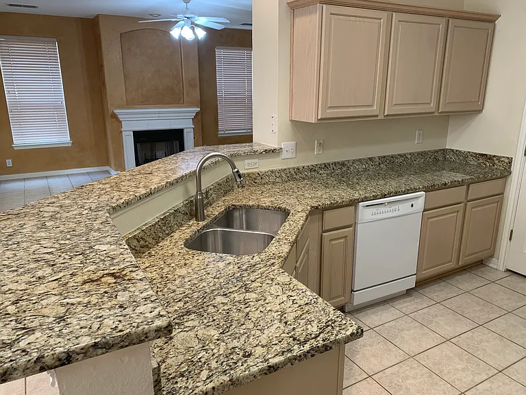 9211 Lily Rise — Photo 12