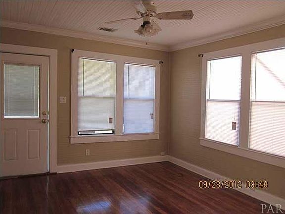 5th image of 805 E Yonge St