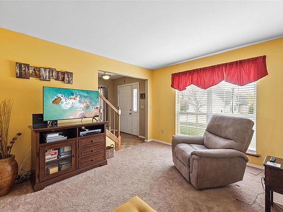 2nd image of 2044 Telford Dr