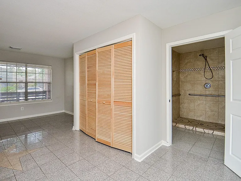 13410 Cricklewood Creek Ln — Photo 15