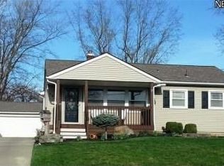 1505 Gypsy Ln, Niles, OH 44446