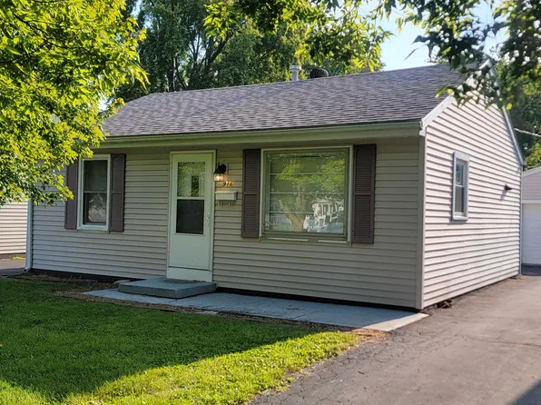 916 Ohio Ave, Springfield, IL 62702