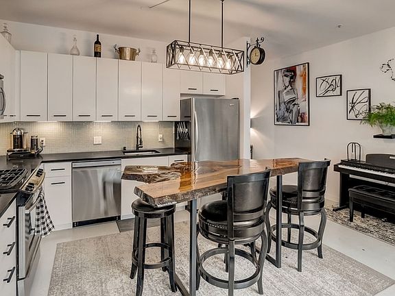 5th image of 2960 Eastlake Ave E APT 405