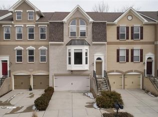 747 Greenford Trl N, Carmel, IN 46032