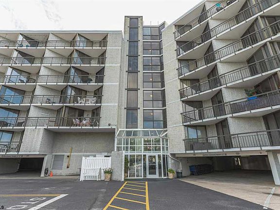2nd image of 935 Ocean Ave APT 301