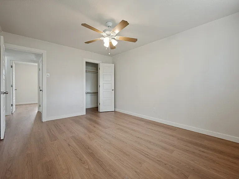 1025 Kingston Dr — Photo 14