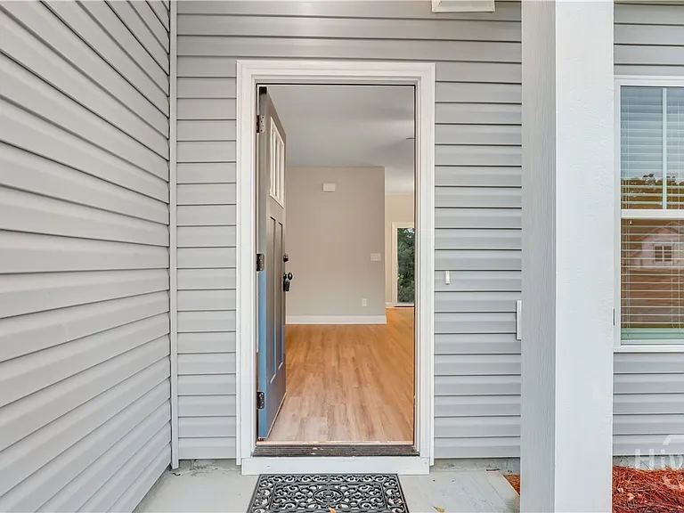 122 Smithfield Dr #B — Photo 2
