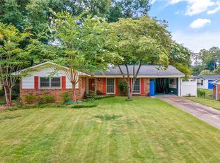 1007 Stage Rd, Auburn, AL 36830