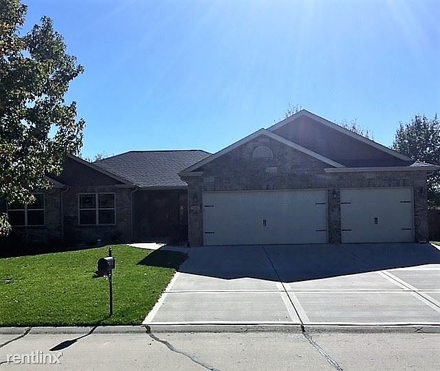 7601 Stonebridge