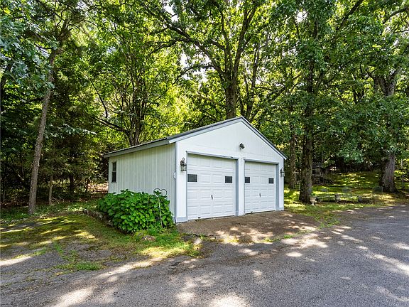 4th image of 3718 Primrose Ln