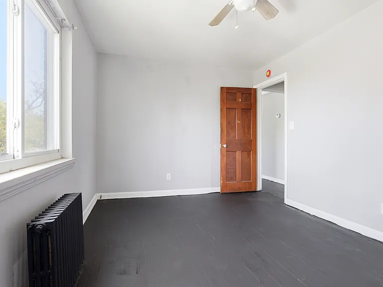 2715 Noble Rd #305 — Photo 11