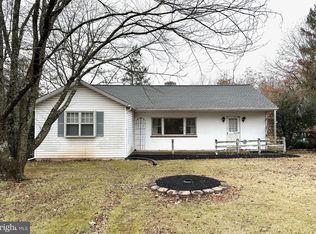 3424 Stump Hall Rd, Collegeville, PA 19426