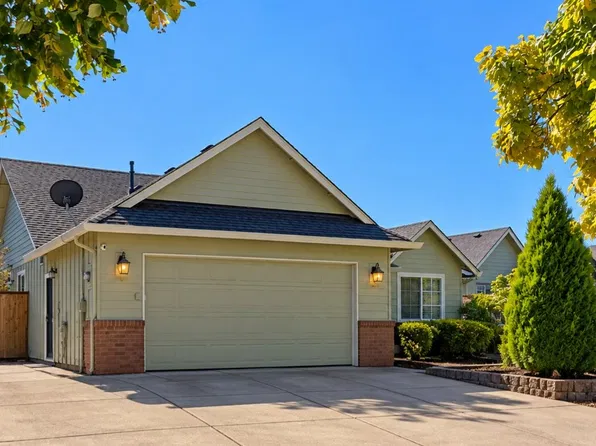 5930 Geyser Peak Pl, Eugene, OR 97402