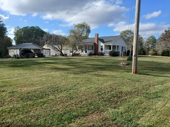 90 High Point Rd, Buchanan, GA 30113