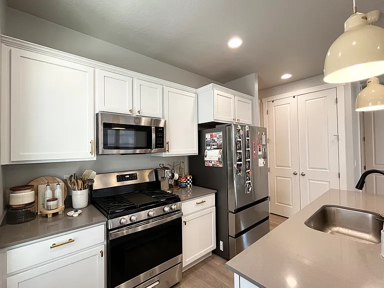 2762 N 3870 W — Photo 5