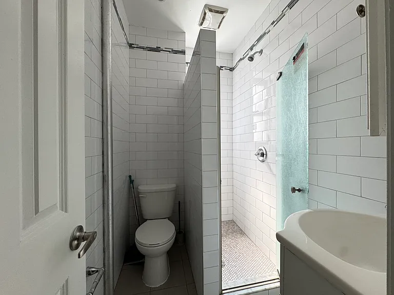 411 Cortelyou Rd #2F — Photo 7